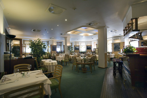 Ресторан Дориан Грей. Основной зал до 50 человек. Фото 5