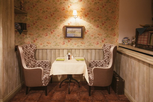 Ресторан Рассольников. Домашняя комната до 15 человек. Фото 2