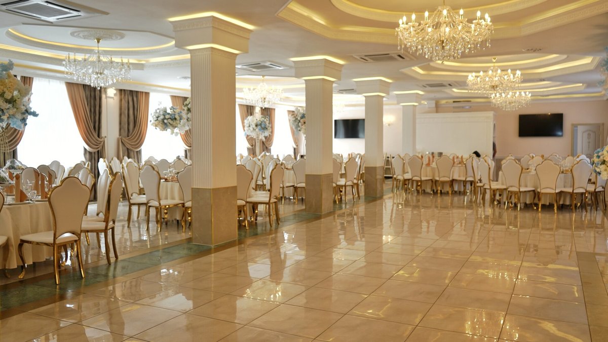 Ресторан Кавказский Дворик Основной зал