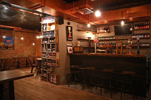 Пауэль Квак Паб / Pauwel Kwak Pub. Барный зал до 40 человек