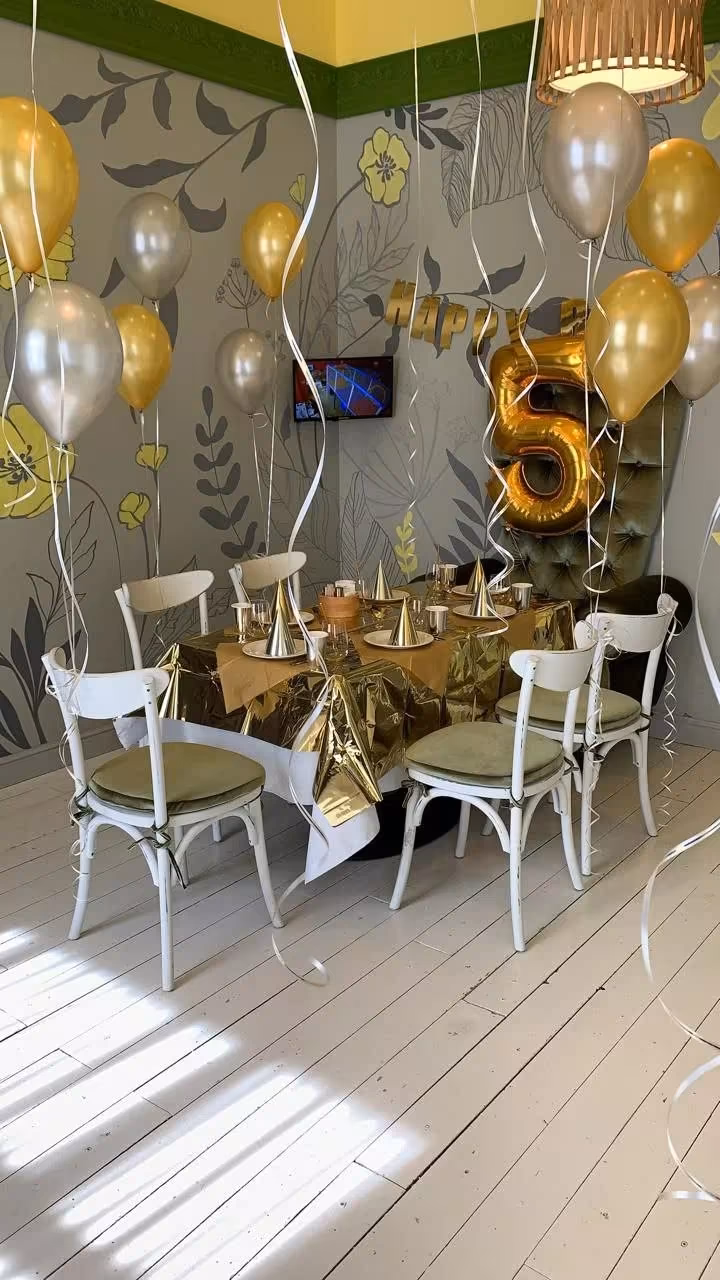 Кафе Китчен / Kitchen на Ходынке Светлый зал