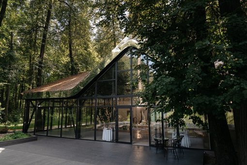 Веранда Лес Ивент Хаус / Les Event House. Лесная веранда, фото 7