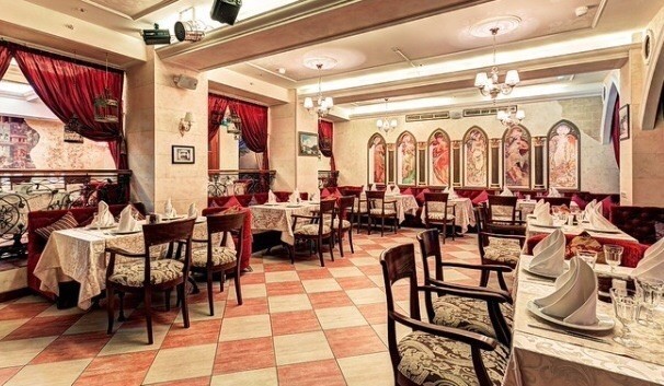 Ресторан Бахтриони Красный зал