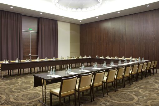 Банкетные залы отеля Хилтон Марина / DoubleTree by Hilton Moscow - Marina. Секвойя I до 60 человек