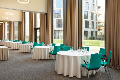 Банкетные залы отеля Хилтон Марина / DoubleTree by Hilton Moscow - Marina. Оливковая роща I-IV до 70 человек