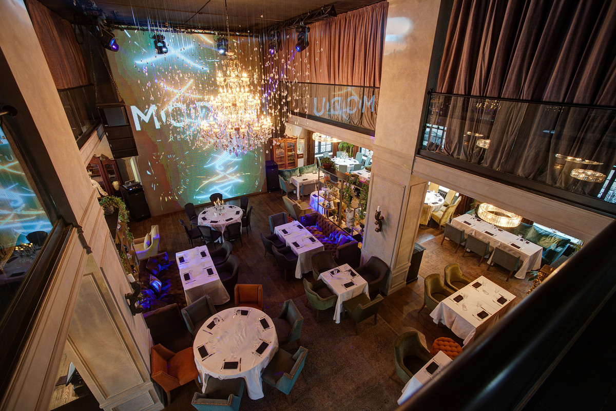 Ресторан Модус / Modus Restaurant Двухуровневый зал Modus Hall