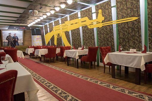 Ресторан Бункер-42 на Таганке. Генеральский до 30 человек