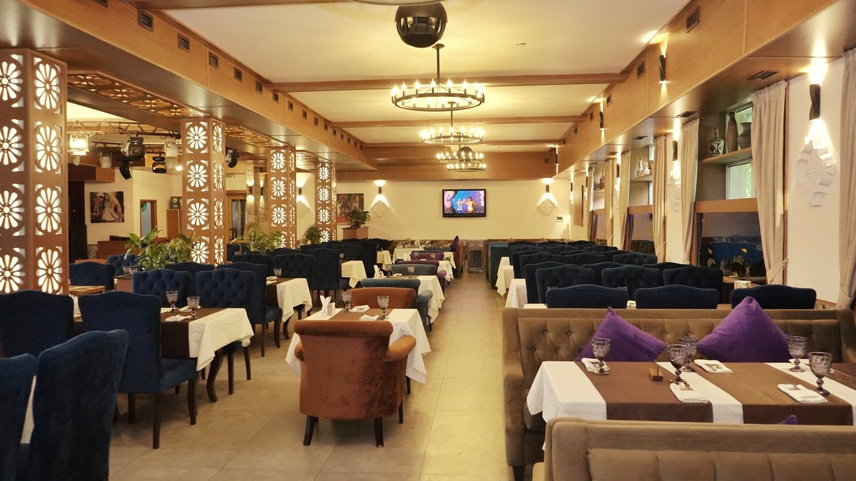 Ресторан Кавказский Дворик Зал на 1-ом этаже