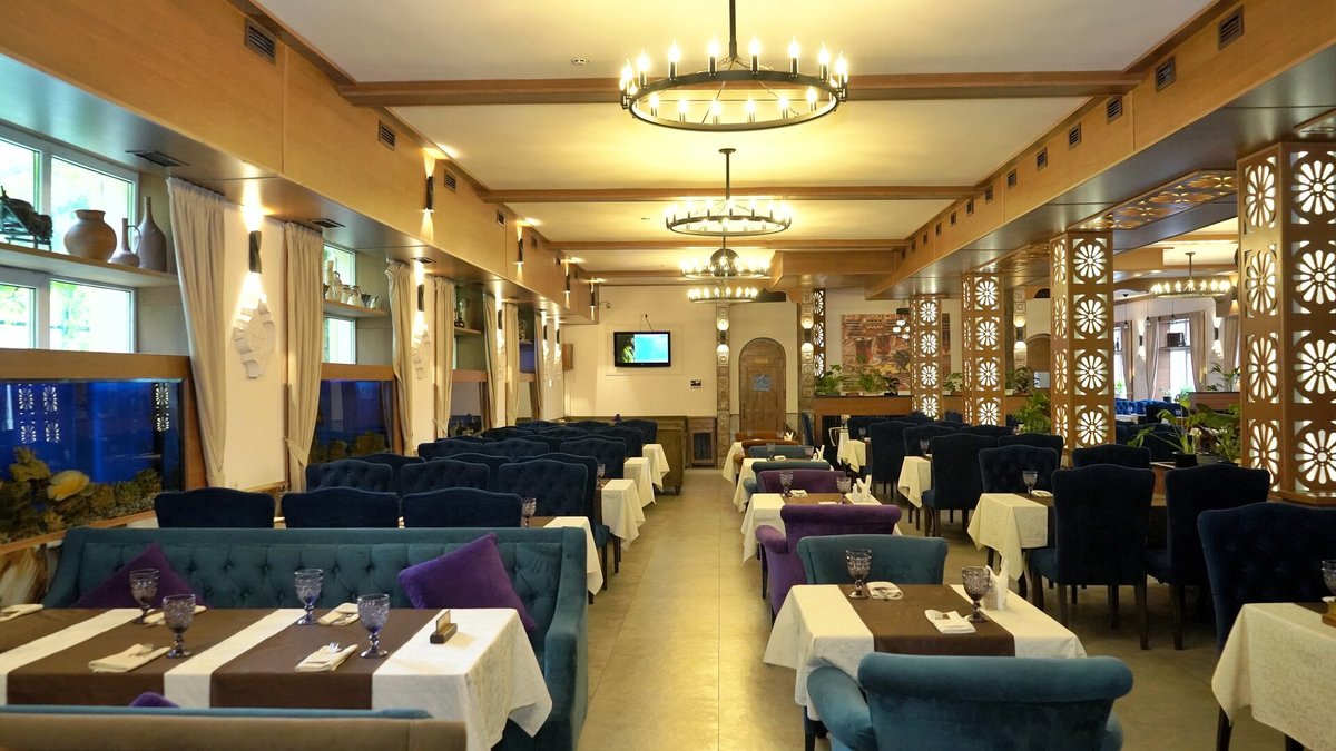 Ресторан Кавказский Дворик Зал на 1-ом этаже